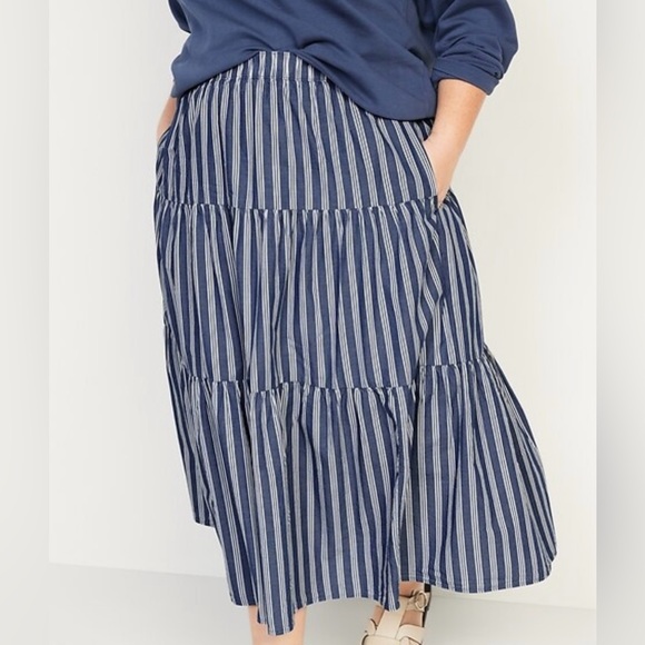 Old Navy Blue and White Striped Midi Skirt Pockets - Picture 1 of 11